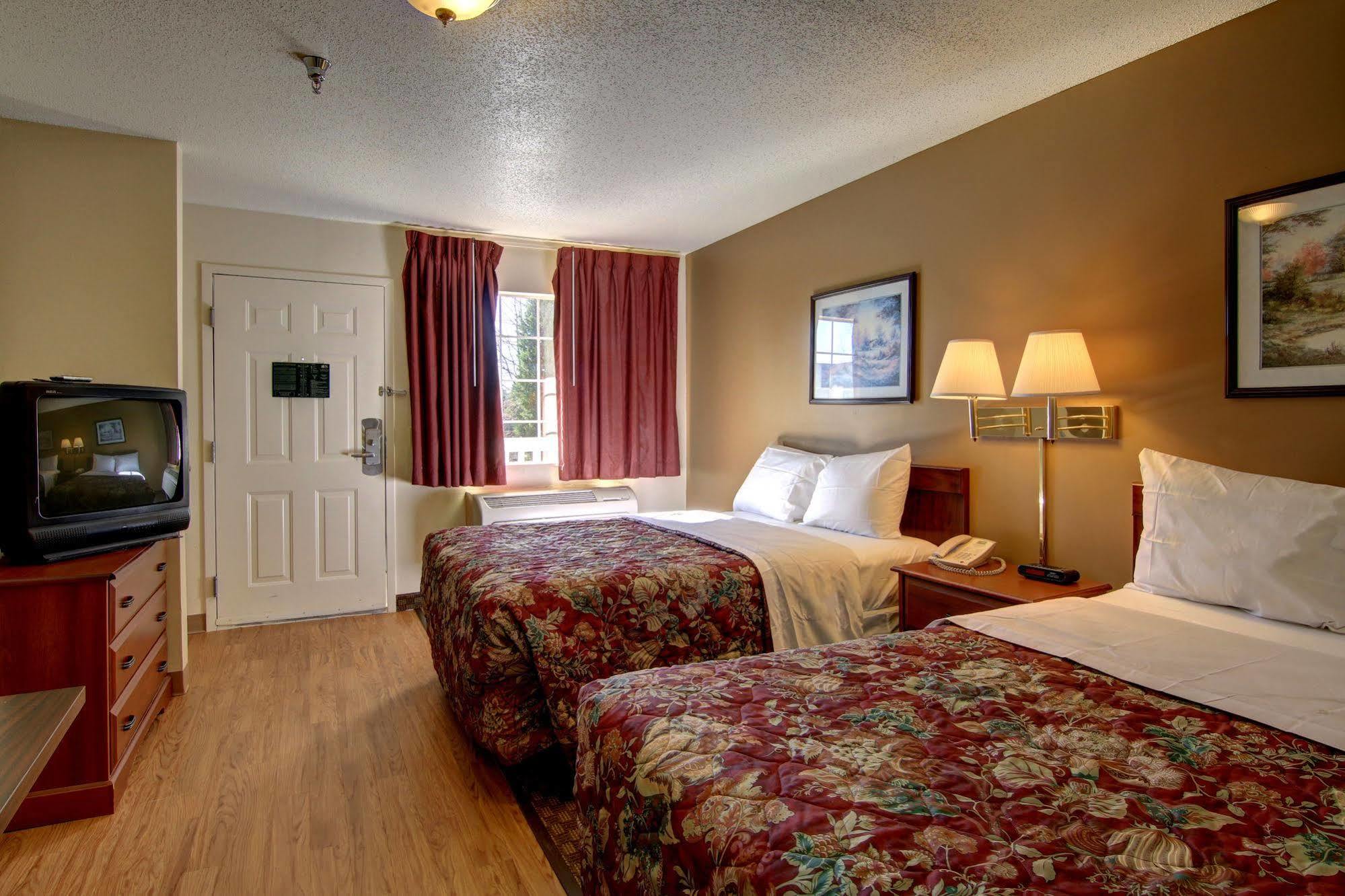 Intown Suites Extended Stay Atlanta Ga - Suwanee Exterior photo
